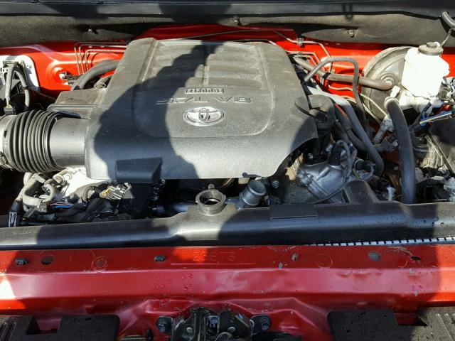 5TFDW5F11HX600168 - 2017 TOYOTA TUNDRA CRE RED photo 7