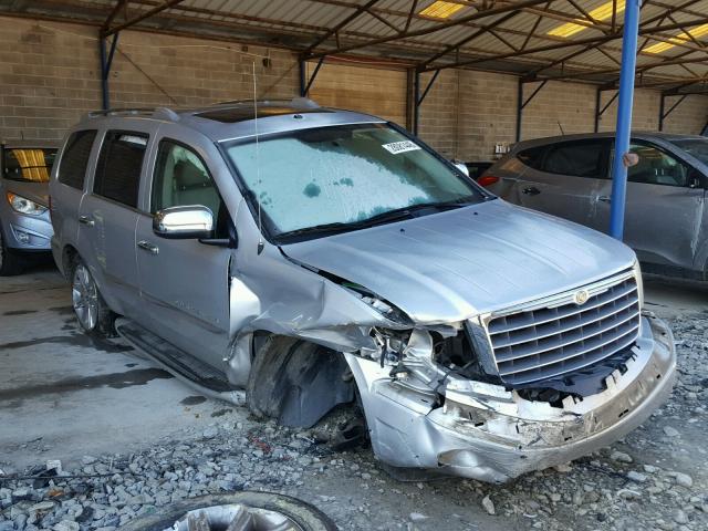 1A8HX58TX9F715364 - 2009 CHRYSLER ASPEN LIMI SILVER photo 1