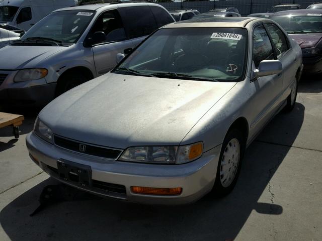 1HGCD5663VA277738 - 1997 HONDA ACCORD EX TAN photo 2