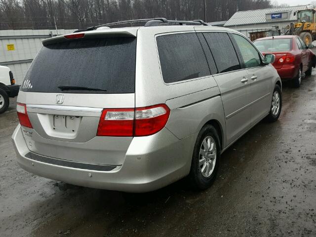 5FNRL38856B120722 - 2006 HONDA ODYSSEY TO SILVER photo 4