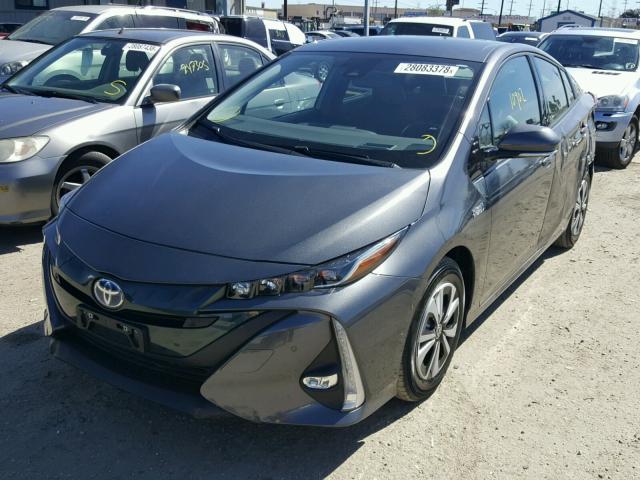 JTDKARFP0H3004266 - 2017 TOYOTA PRIUS PRIM ნაცრისფერი ფოტო 2