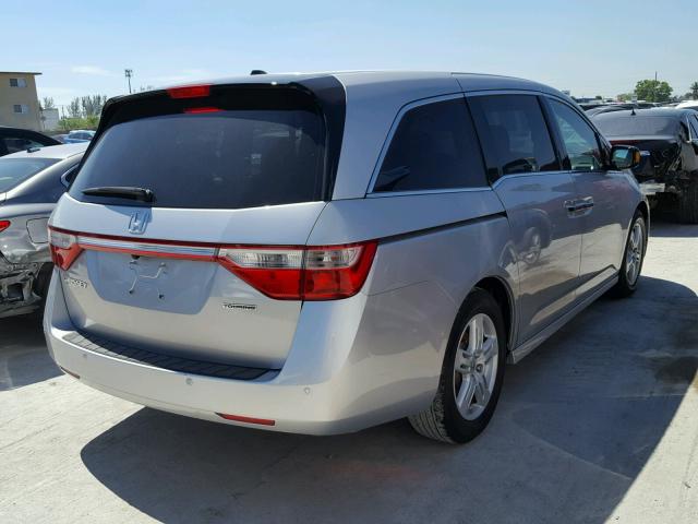5FNRL5H9XDB012808 - 2013 HONDA ODYSSEY TO SILVER photo 4