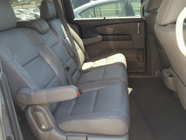 5FNRL5H9XDB012808 - 2013 HONDA ODYSSEY TO SILVER photo 6