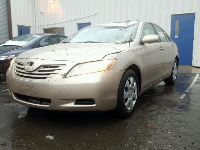 4T1BE46K27U637416 - 2007 TOYOTA CAMRY NEW GOLD photo 2