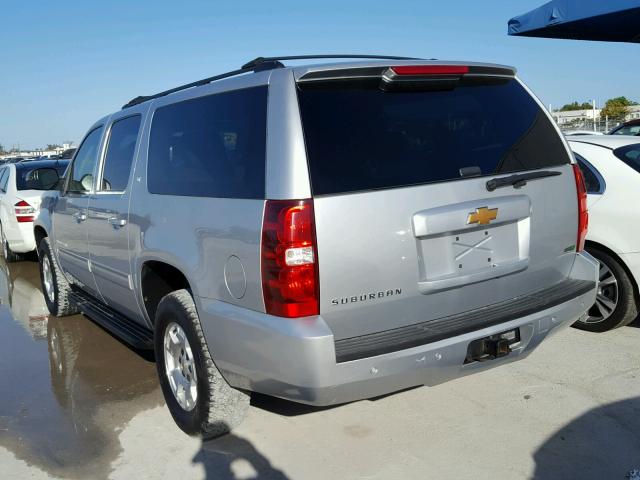 1GNSCJE08CR126046 - 2012 CHEVROLET SUBURBAN C SILVER photo 3