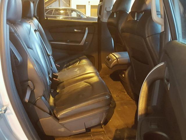 1GKLVMED9AJ260138 - 2010 GMC ACADIA SLT ვერცხლისფერი ფოტო 6