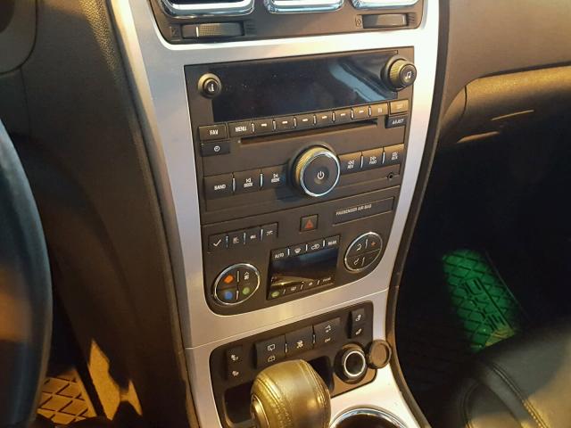 1GKLVMED9AJ260138 - 2010 GMC ACADIA SLT ვერცხლისფერი ფოტო 9