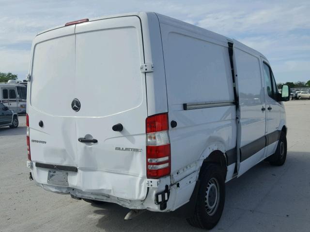 WD3PE7DD2GP173374 - 2016 MERCEDES-BENZ SPRINTER 2 WHITE photo 4