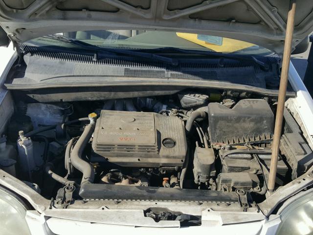 4T3ZF13C61U369475 - 2001 TOYOTA SIENNA LE WHITE photo 7