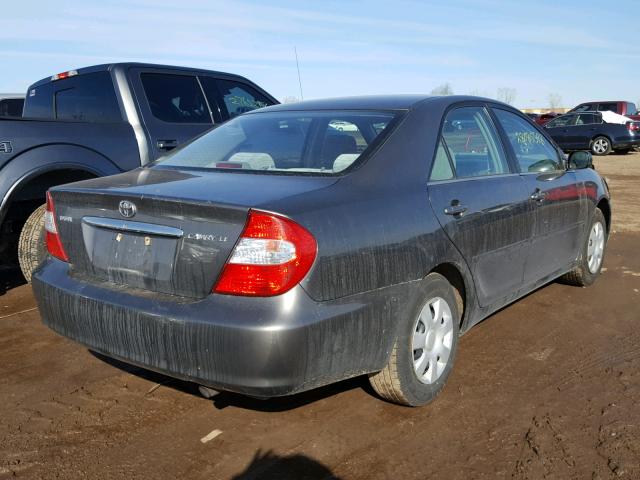 4T1BE32K23U673780 - 2003 TOYOTA CAMRY LE GRAY photo 4