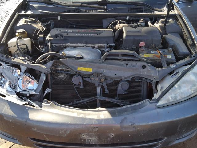 4T1BE32K23U673780 - 2003 TOYOTA CAMRY LE GRAY photo 7