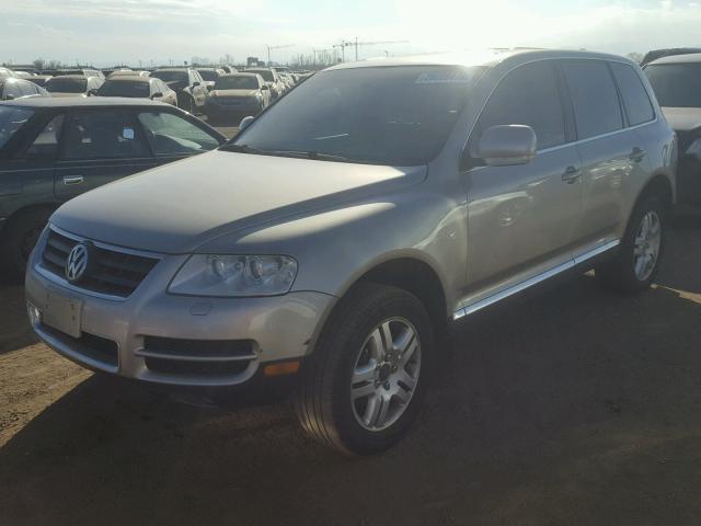 WVGZM77L35D084301 - 2005 VOLKSWAGEN TOUAREG 4. TAN photo 2