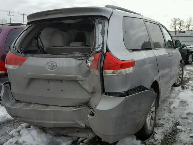 5TDJK3DC0CS043095 - 2012 TOYOTA SIENNA LE GRAY photo 4