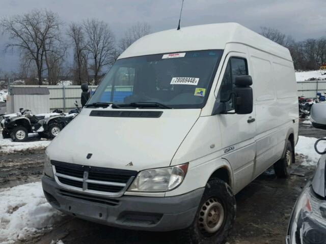 WD0PD644465952375 - 2006 DODGE SPRINTER 2 WHITE photo 2