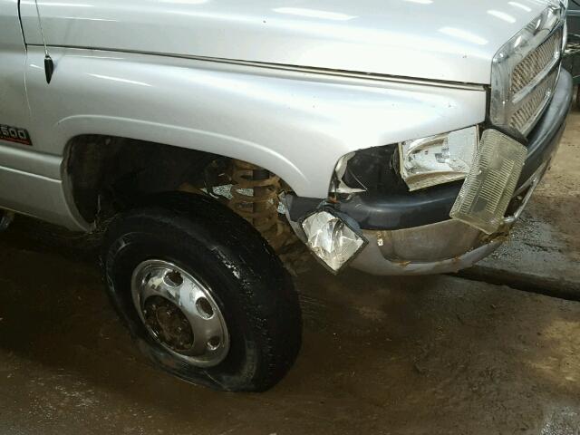 3B6MC36701M562644 - 2001 DODGE RAM 3500 SILVER photo 10