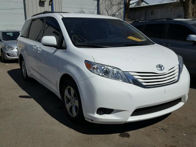 5TDKK3DC8FS608055 - 2015 TOYOTA SIENNA LE WHITE photo 1