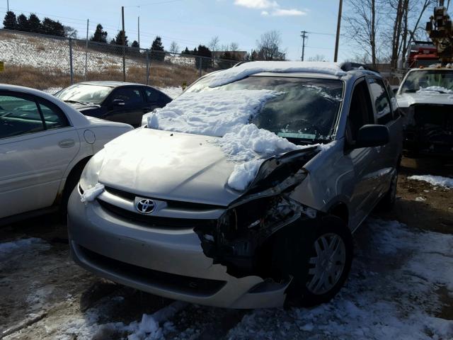 5TDZA23C16S554062 - 2006 TOYOTA SIENNA CE GRAY photo 2