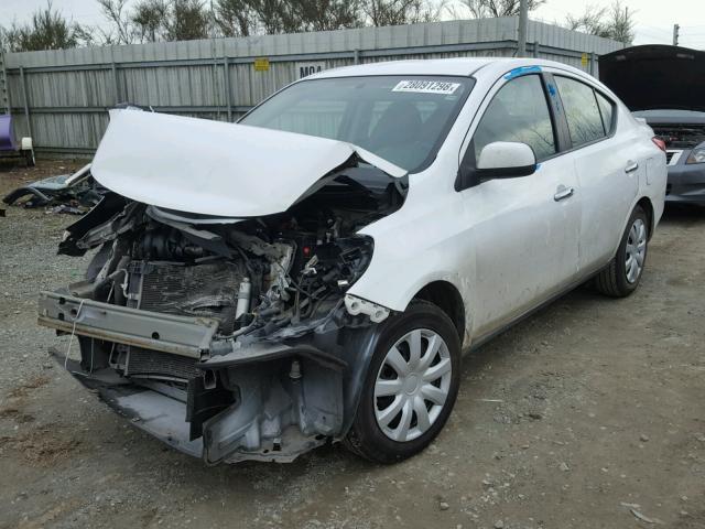 3N1CN7AP6DL826740 - 2013 NISSAN VERSA S WHITE photo 2