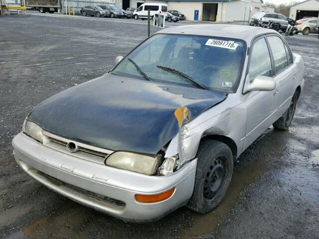 2T1AE00E5PC015059 - 1993 TOYOTA COROLLA LE SILVER photo 2