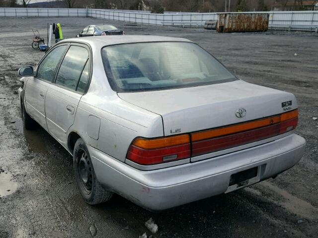 2T1AE00E5PC015059 - 1993 TOYOTA COROLLA LE SILVER photo 3