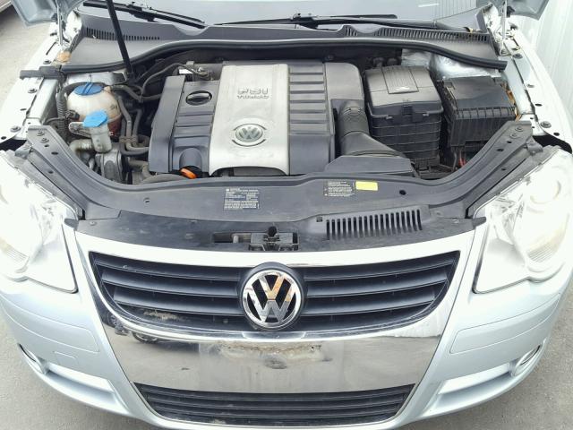 WVWBA71FX8V034060 - 2008 VOLKSWAGEN EOS TURBO SILVER photo 7