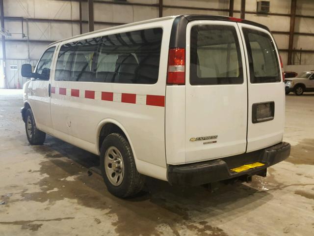 1GCSHAF44E1124730 - 2014 CHEVROLET EXPRESS G1 WHITE photo 3