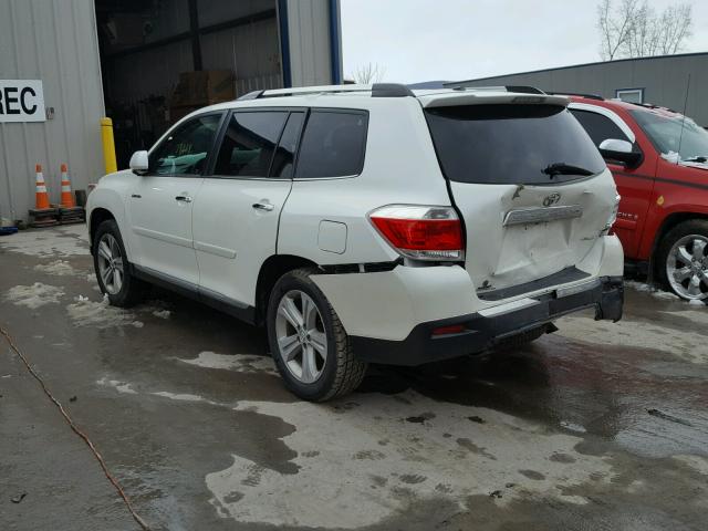 5TDDK3EH1DS237532 - 2013 TOYOTA HIGHLANDER WHITE photo 3