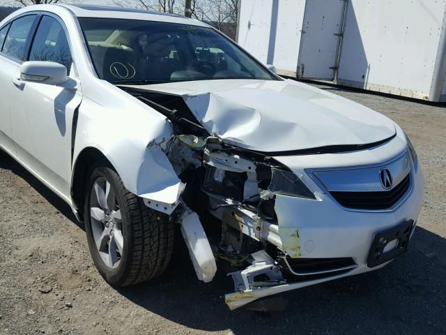 19UUA8F28DA007933 - 2013 ACURA TL WHITE photo 9