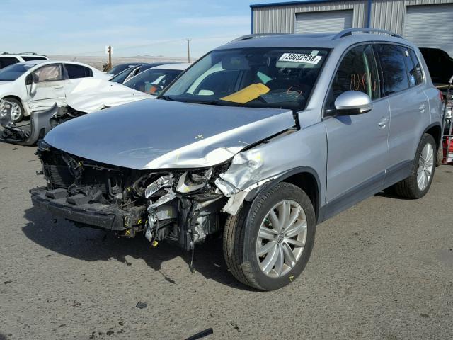 WVGAV7AX4GW562657 - 2016 VOLKSWAGEN TIGUAN S SILVER photo 2