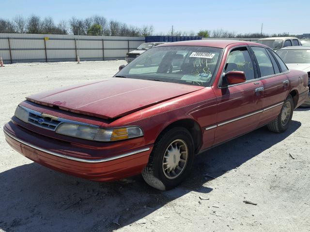 2FALP74W0VX194558 - 1997 FORD CROWN VICT RED photo 2