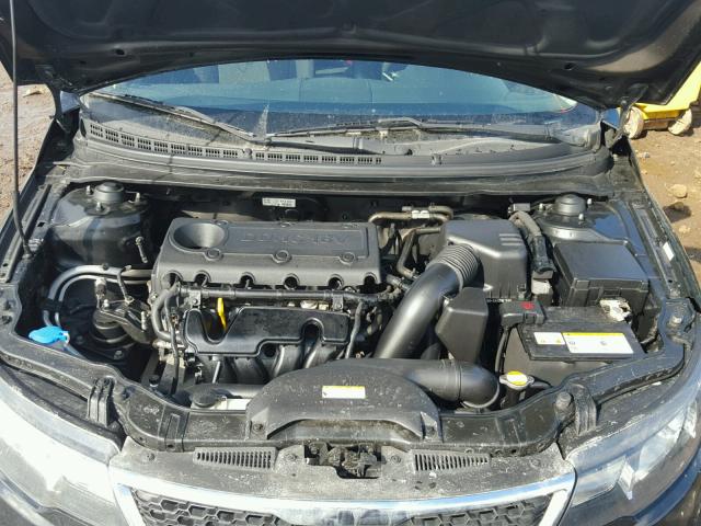 KNAFU4A28B5442520 - 2011 KIA FORTE EX BLACK photo 7