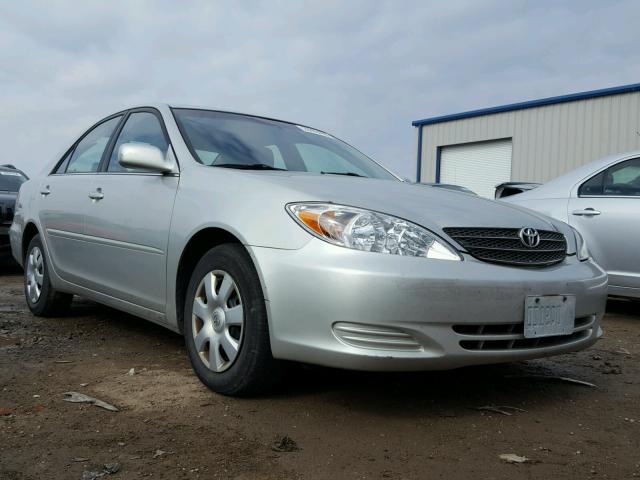 4T1BE32K43U159624 - 2003 TOYOTA CAMRY LE SILVER photo 1