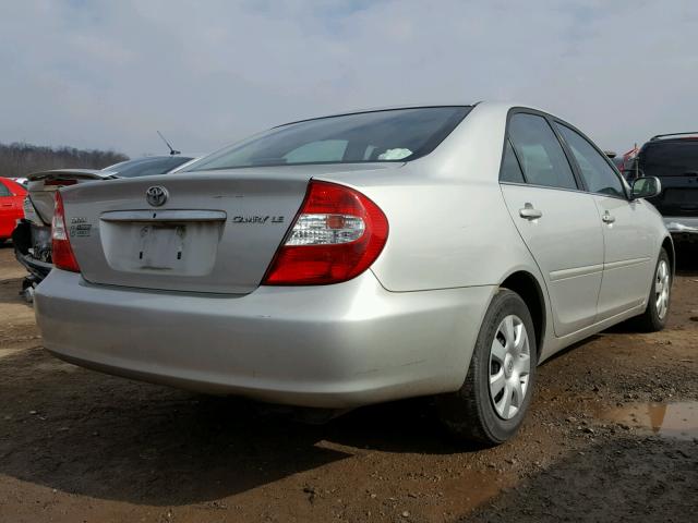 4T1BE32K43U159624 - 2003 TOYOTA CAMRY LE SILVER photo 4