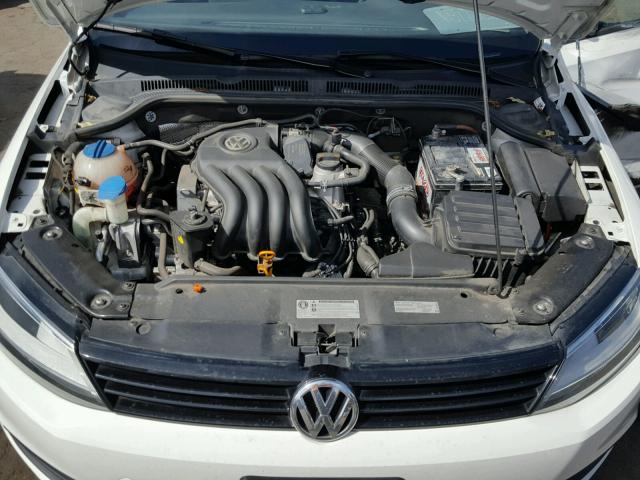 3VW2K7AJXDM220796 - 2013 VOLKSWAGEN JETTA BASE თეთრი ფოტო 7