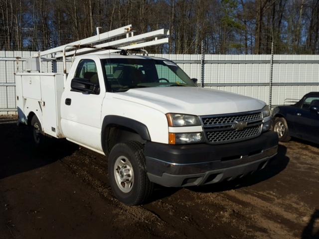 1GBHK24U75E163538 - 2005 CHEVROLET SILVERADO WHITE photo 1