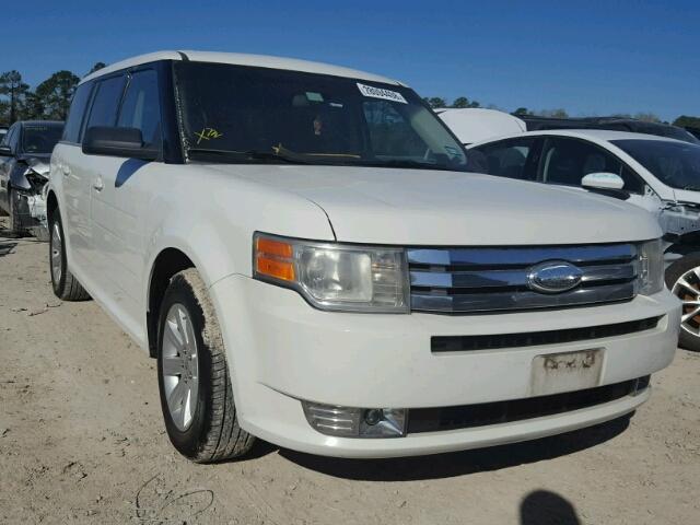 2FMGK5BC1BBD33740 - 2011 FORD FLEX SE WHITE photo 1