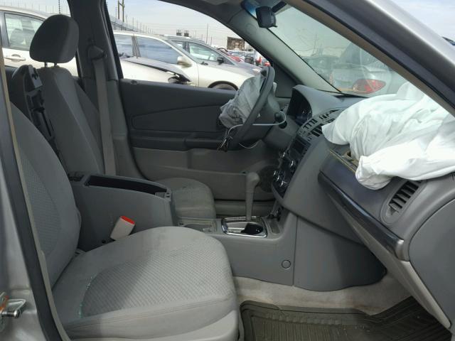 1G1ZS51F46F302665 - 2006 CHEVROLET MALIBU LS 银色 照片 5