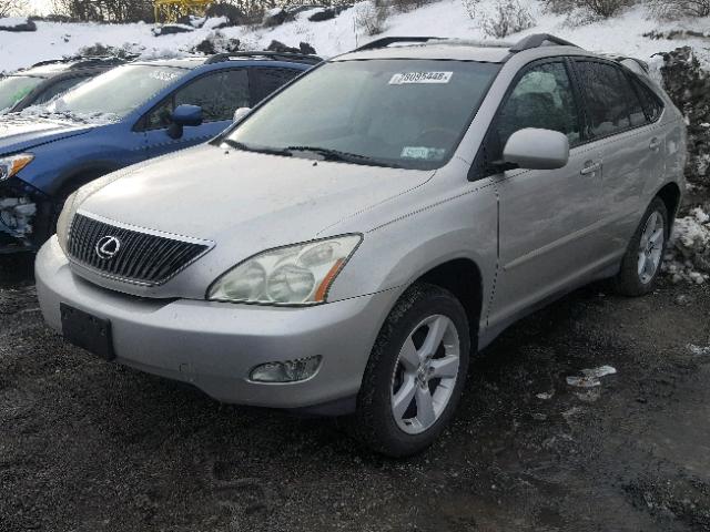 2T2GA31UX5C040030 - 2005 LEXUS RX 330 SILVER photo 2