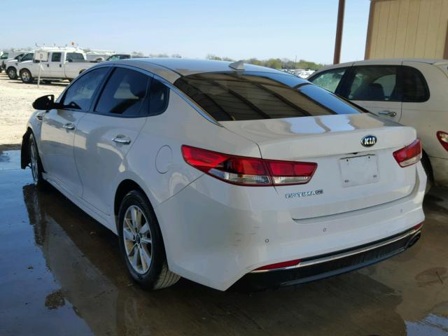 5XXGT4L39GG040332 - 2016 KIA OPTIMA LX WHITE photo 3