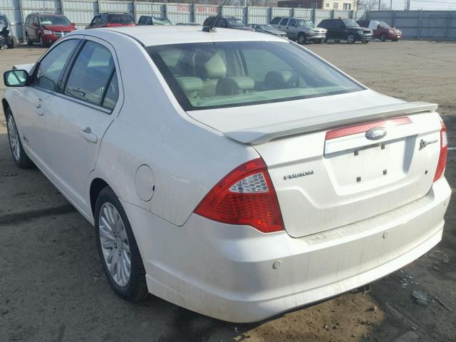 3FADP0L32AR211453 - 2010 FORD FUSION HYB WHITE photo 3