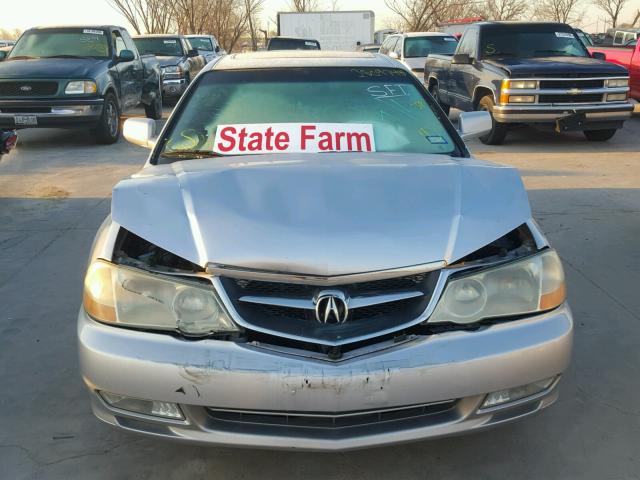 19UUA56633A025529 - 2003 ACURA 3.2TL SILVER photo 9