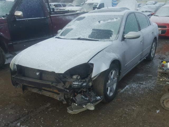 1N4BL11E52C156140 - 2002 NISSAN ALTIMA SE SILVER photo 2