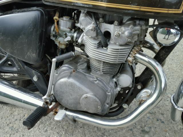 CB500T1026013 - 1975 HONDA CB500 Braun Foto 7
