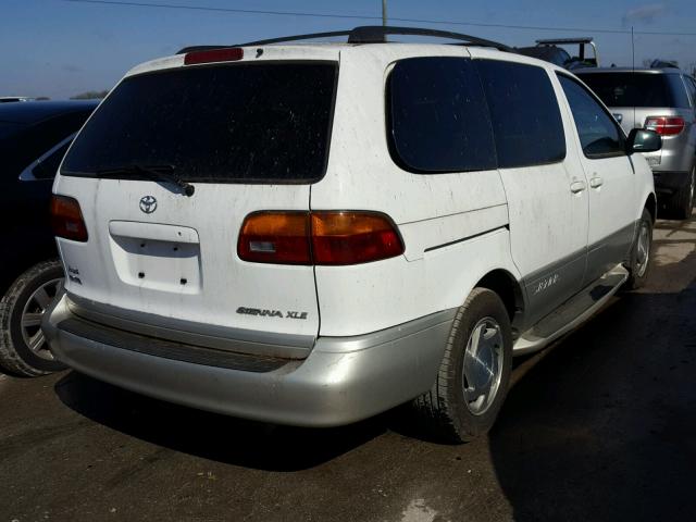 4T3ZF13C4XU107494 - 1999 TOYOTA SIENNA LE WHITE photo 4