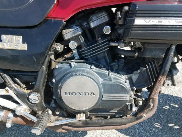 JH2RC0706CM006149 - 1982 HONDA VF750 S RED photo 7