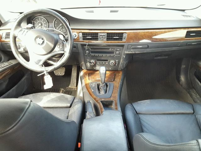 WBAPL33509A404743 - 2009 BMW 335 XI Silber Foto 9