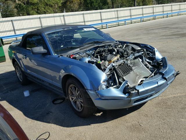 1ZVFT84N755208857 - 2005 FORD MUSTANG BLUE photo 1