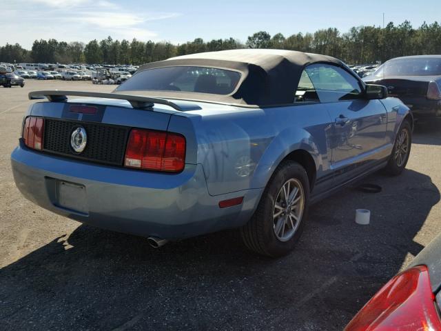 1ZVFT84N755208857 - 2005 FORD MUSTANG BLUE photo 4