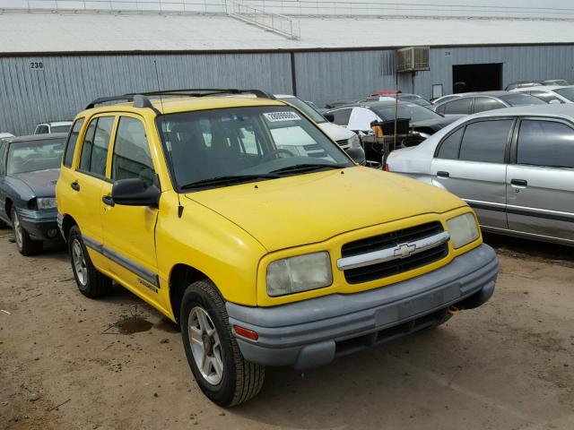 2CNBE13C426946873 - 2002 CHEVROLET TRACKER YELLOW photo 1