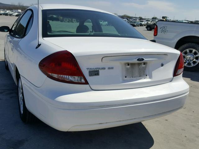 1FAFP53U25A254009 - 2005 FORD TAURUS SE WHITE photo 3